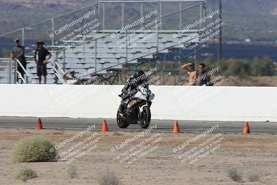 media/Oct-05-2025-CVMA (Sun) [[beeef4f201]]/Race 2-Supersport Middleweight/